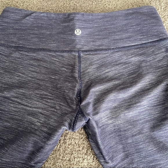 Lululemon Wunder Under Crop Leggings in Denim Deep Indigo - Picture 5 of 6